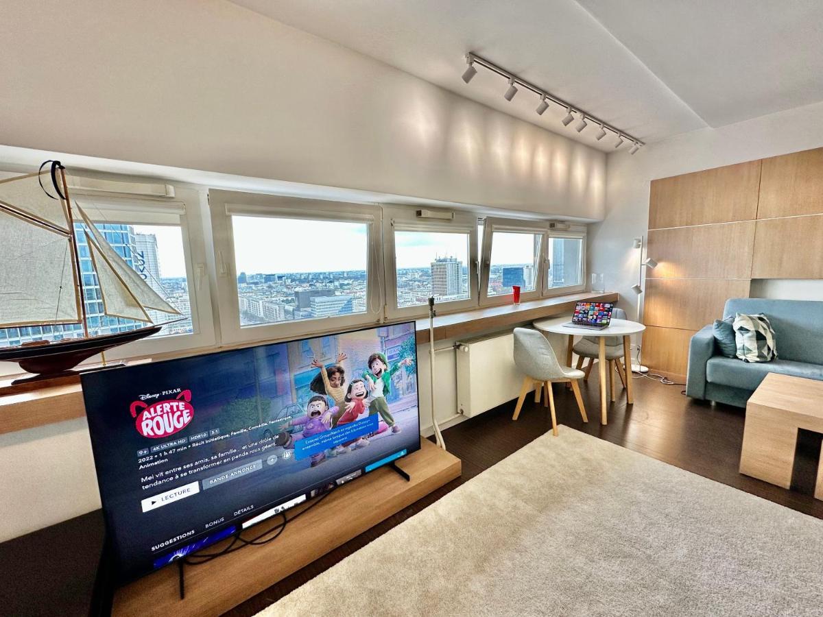 Top Metro X2 Fast Wifi 400 Mbs 70'Tv Netflix Hbo Max Appletv+ Disney+ 바르샤바 외부 사진